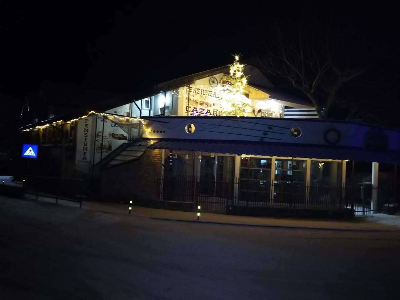 Hotel Pensiunea Total Din Ceahlău Exterior foto